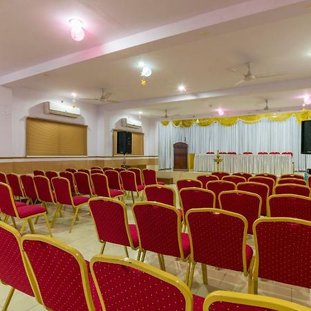 Sree Gokulam Residency Hotell Thrissur Eksteriør bilde