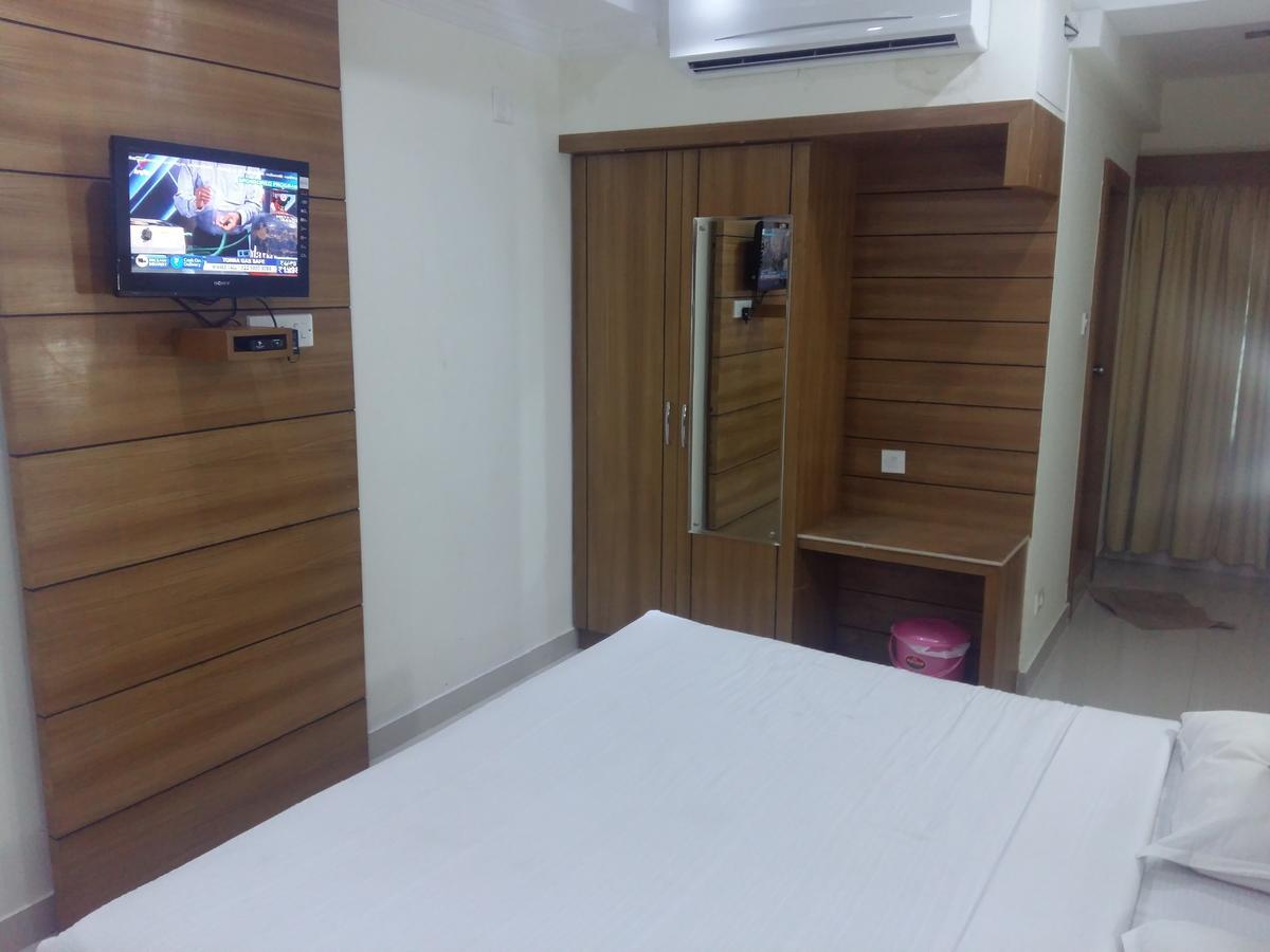 Sree Gokulam Residency Hotell Thrissur Eksteriør bilde