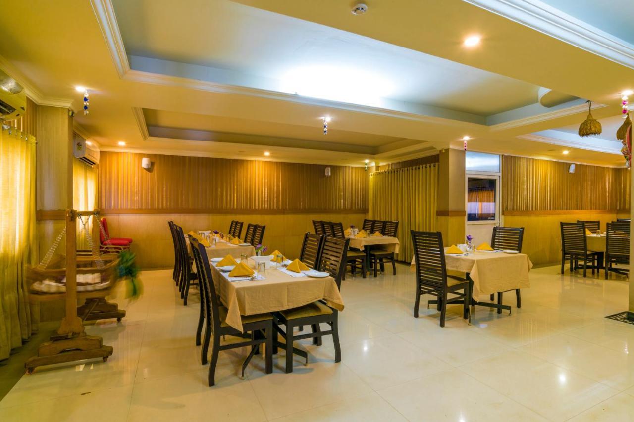 Sree Gokulam Residency Hotell Thrissur Eksteriør bilde
