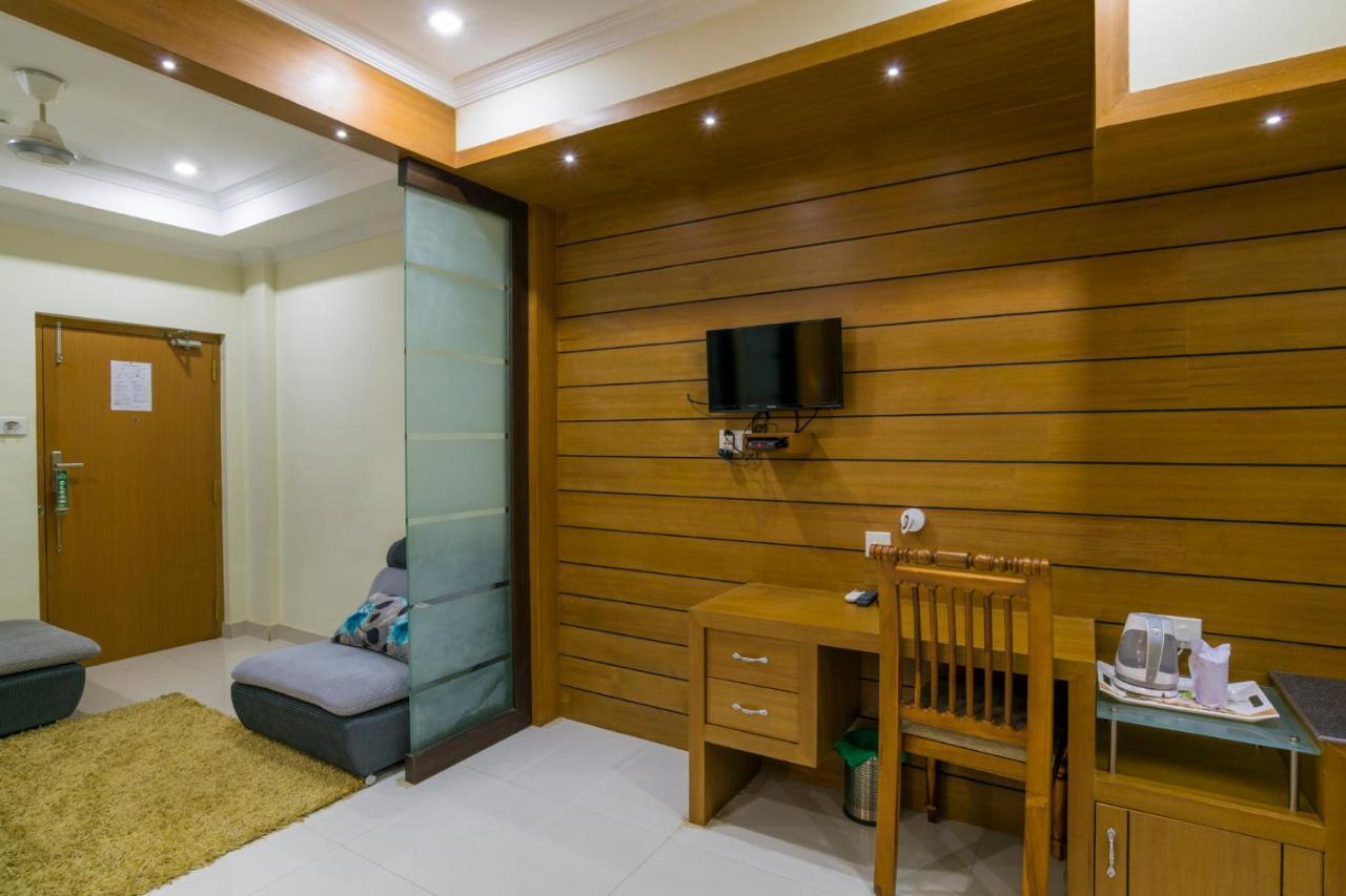 Sree Gokulam Residency Hotell Thrissur Eksteriør bilde