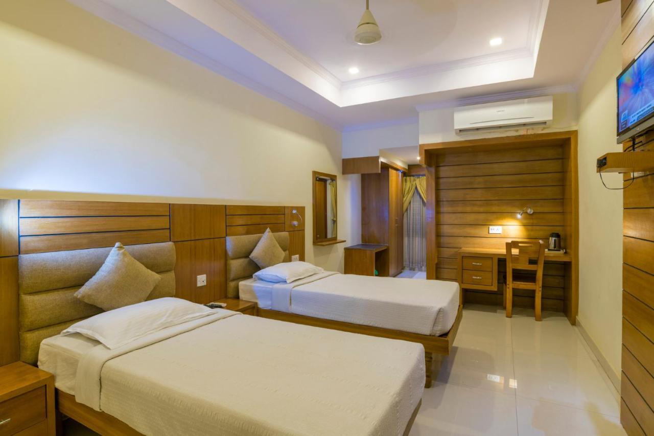 Sree Gokulam Residency Hotell Thrissur Eksteriør bilde
