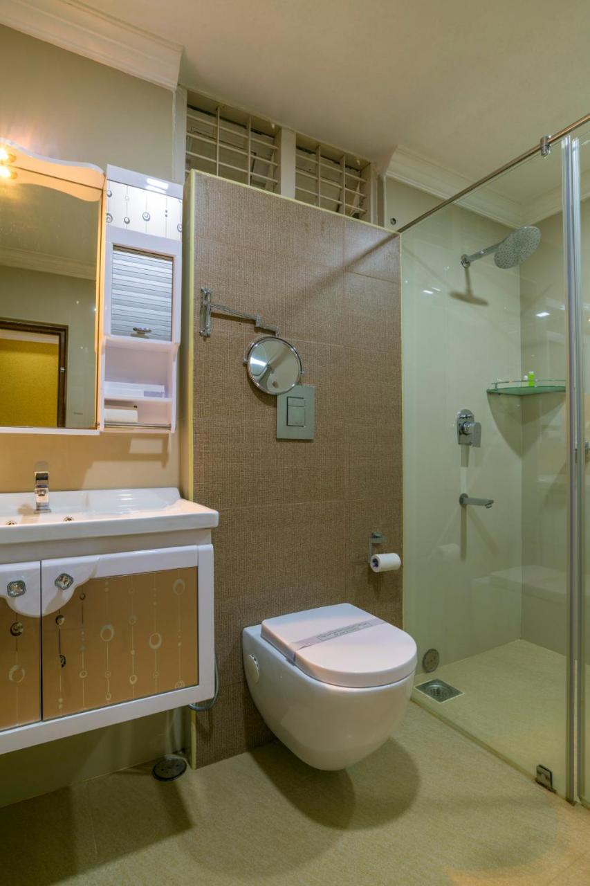 Sree Gokulam Residency Hotell Thrissur Eksteriør bilde