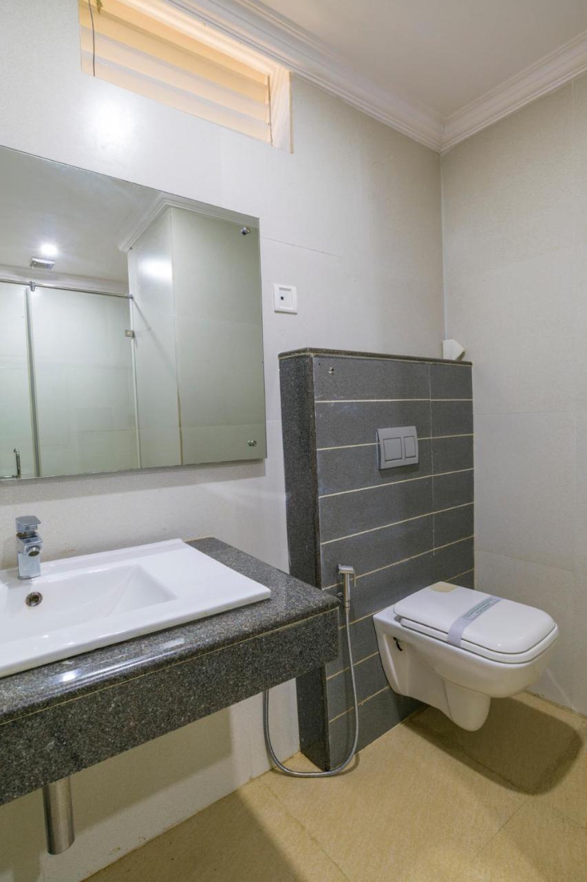 Sree Gokulam Residency Hotell Thrissur Eksteriør bilde